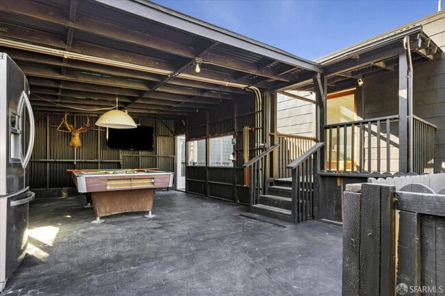 Building Photo - 347 Alvarado St