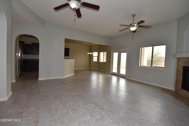 Building Photo - 14325 Navajo Point Dr