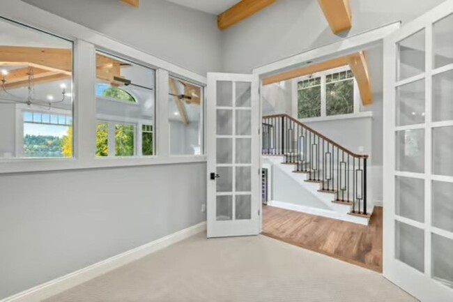 Building Photo - 3Bd/3.5Ba Kirkland House