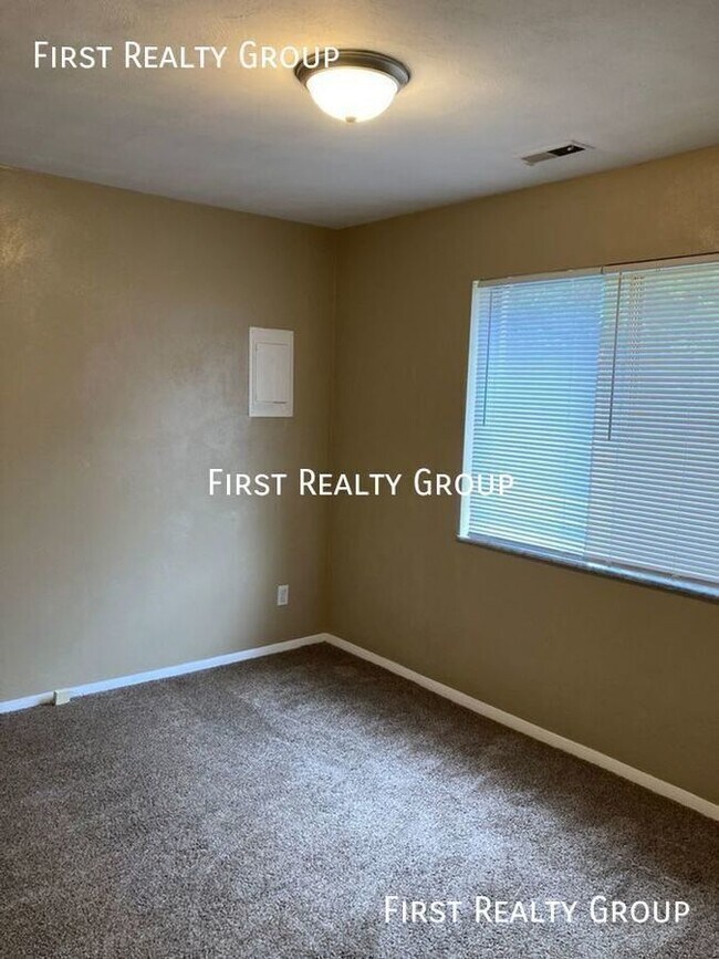 Building Photo - 737 Wilmington Ave