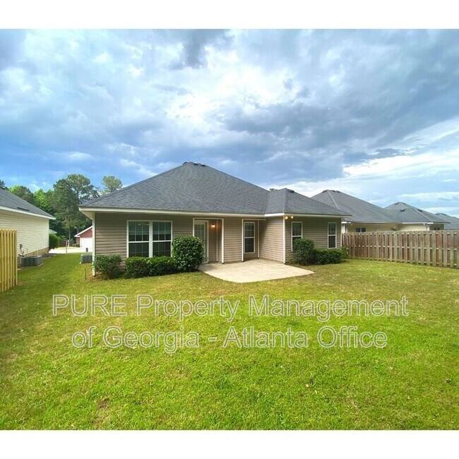 Building Photo - 2148 Sylvan Lake Dr