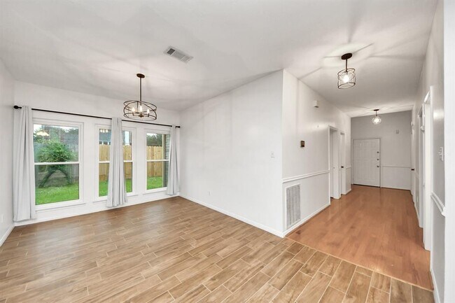 Building Photo - 8502 Fawn Terrace Dr