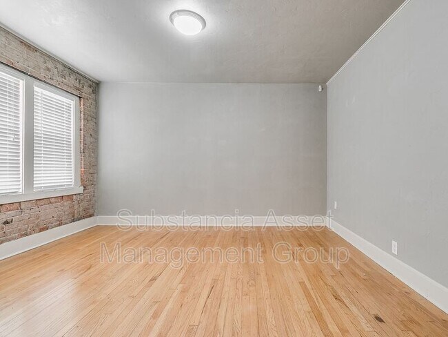 Building Photo - 429 NW 11th St