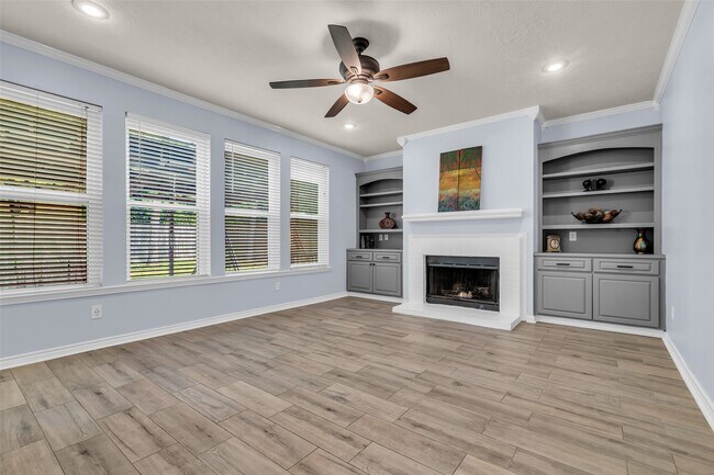 Building Photo - 30114 Thorsby Dr