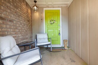 Building Photo - Very Spacious 4bd/3.5ba Brookhaven Home w/ 2 Car Garage and Fenced-In Backyard!!