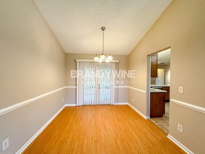 Building Photo - 14280 Falconhead Dr