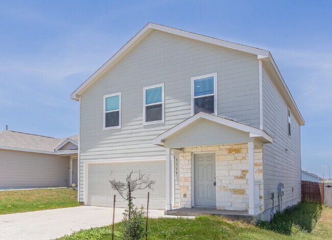 Building Photo - 5319 Hornbeck Hts