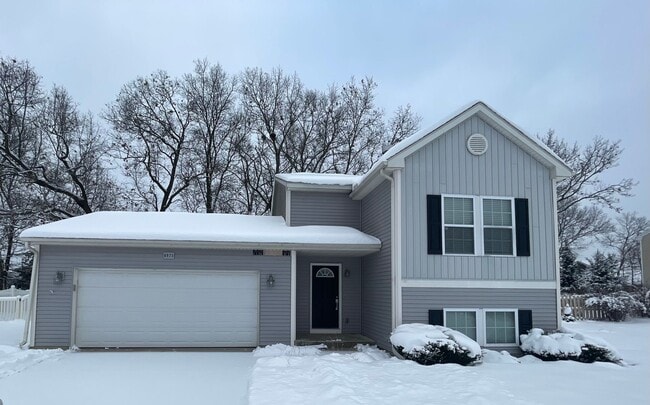 Primary Photo - Three Bedroom Home in Kalamazoo