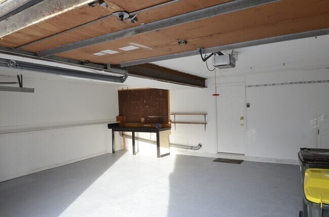 Building Photo - 14 Brion Rd