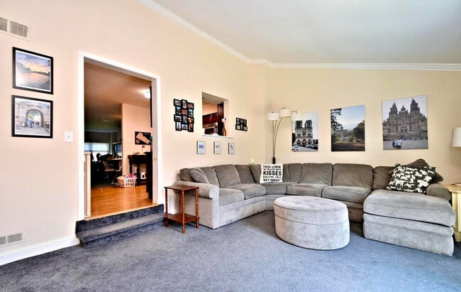 Building Photo - 1434 Atterbury Way