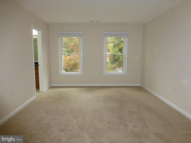 Building Photo - 11415 Jordan Ln