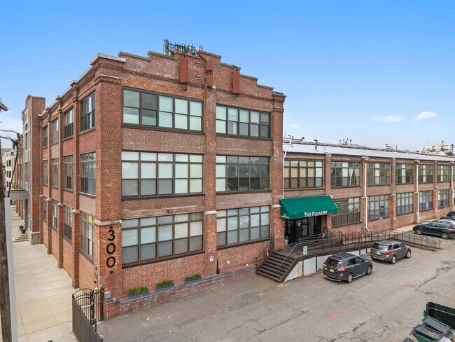 Building Photo - 300 Communipaw Ave