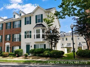 Building Photo - 11737 Fiddlers Roof Ln