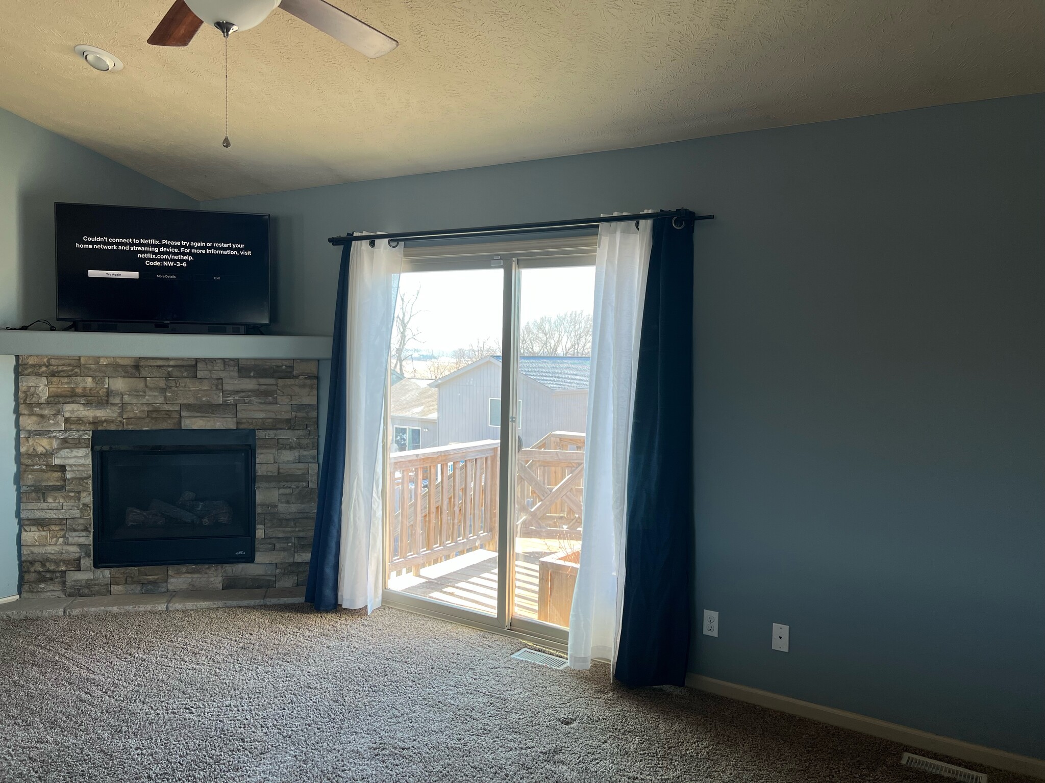 Living Area - 13904 S 42nd Ave