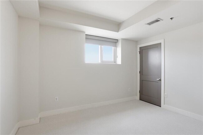 Building Photo - 1100 Howell Mill Rd NW