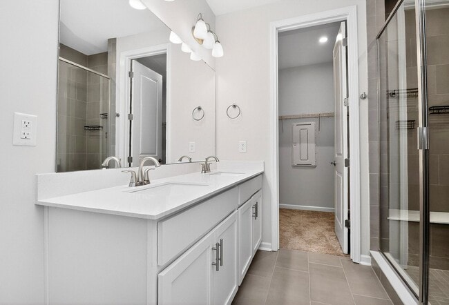 Building Photo - Brand NEW Townhome for RENT!