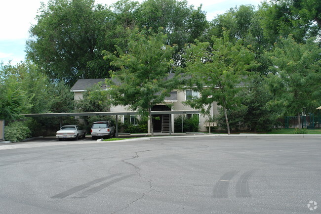 Building Photo - Vine Terrace