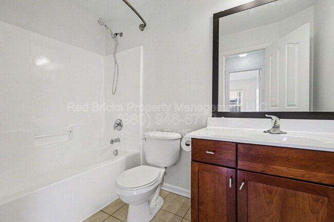 Building Photo - 14633 Provence Ln