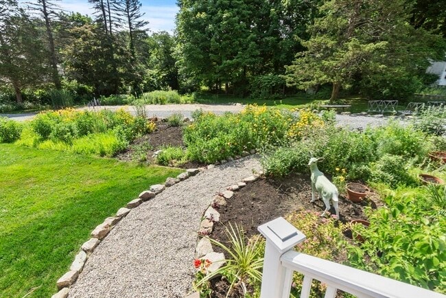 Building Photo - 117 Eastern Ave