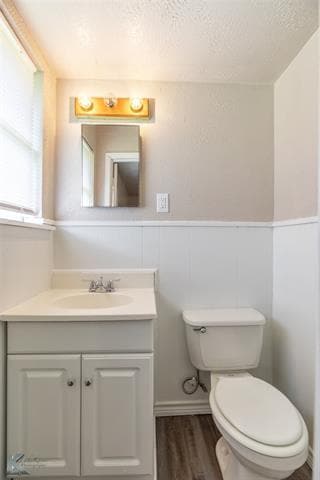 Building Photo - 618 S San Jose Dr