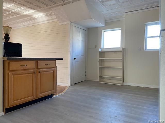 Building Photo - 103 Watkins Ave