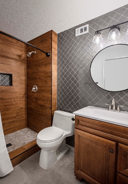 Building Photo - 4575 Kenilworth Ct