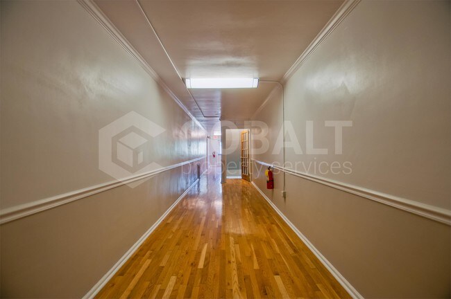 Building Photo - 1338 McLendon Ave NE