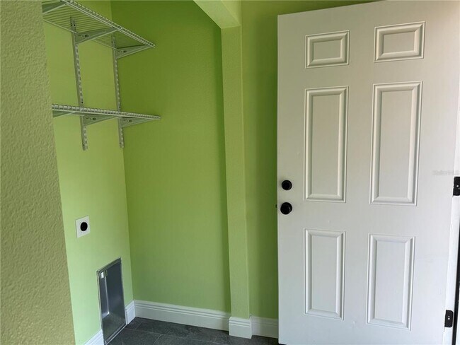 Building Photo - 1311 E River Cove St