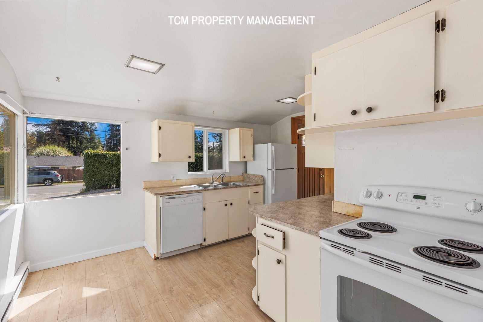 Building Photo - 14535 8th Ave NE