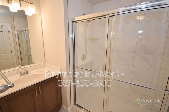 Building Photo - 320 Schadle Rd