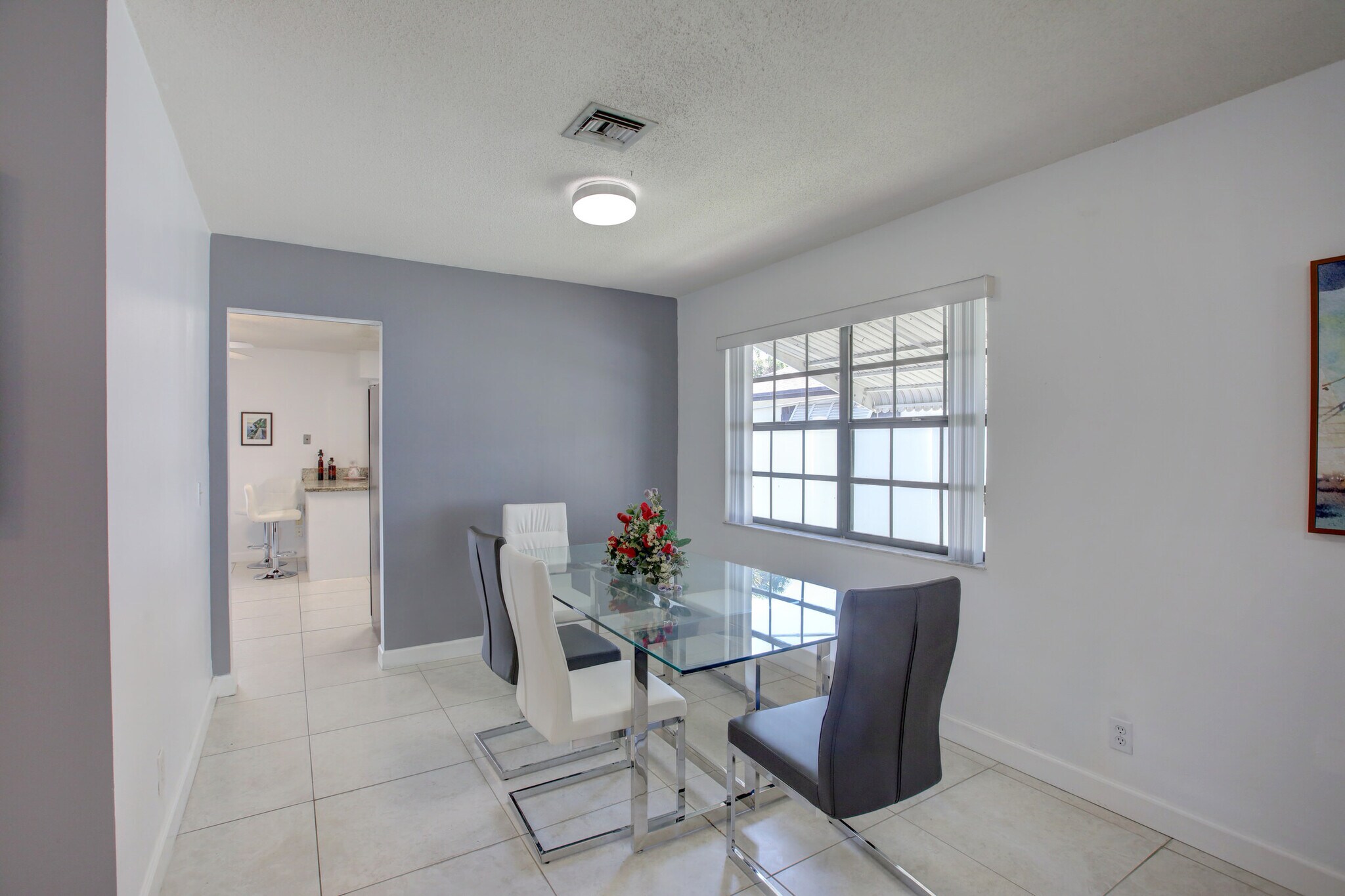 Building Photo - 418 SE 4th St