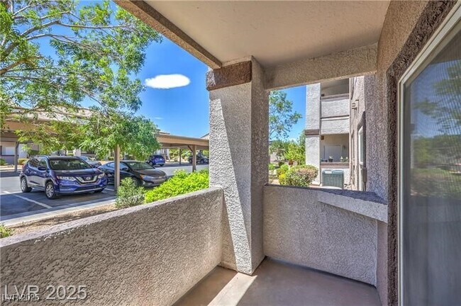 Building Photo - 7255 W Sunset Rd
