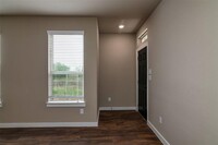 Building Photo - 600 Harvest Moon Dr