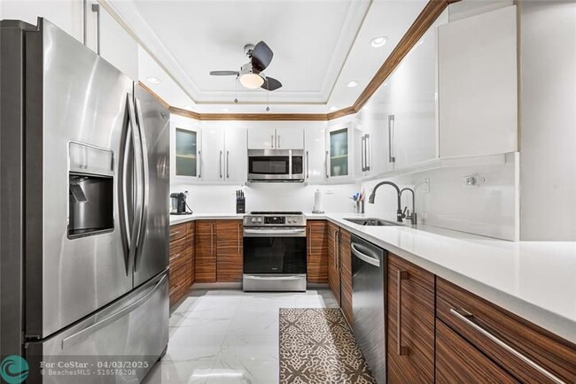 Building Photo - 1500 S Ocean Dr