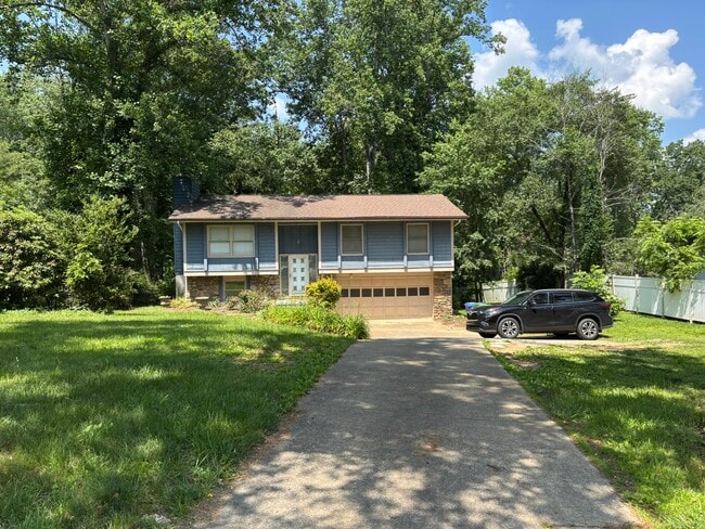 Building Photo - 77 Overlook Rd