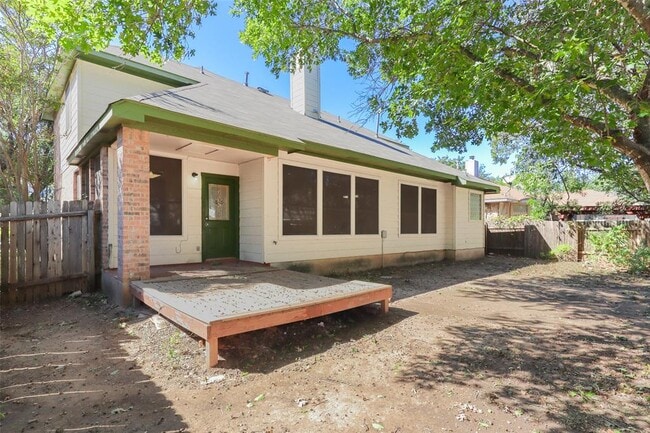 Building Photo - 8310 Broken Branch Dr