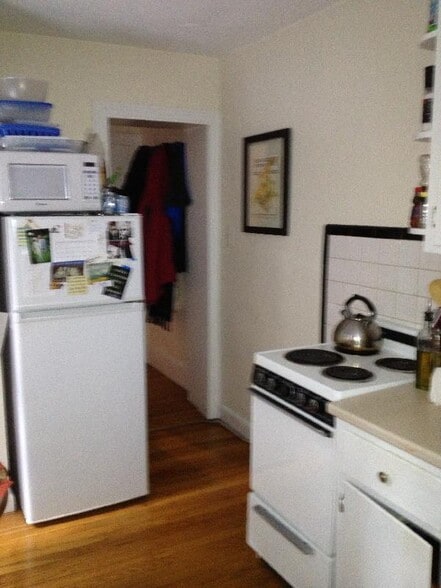 Building Photo - 16 Pinckney St