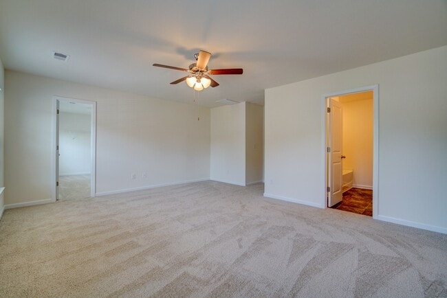 Building Photo - 3 BR, 2.5 BA., 2 Car Garage in Boiling Springs, Near I-85