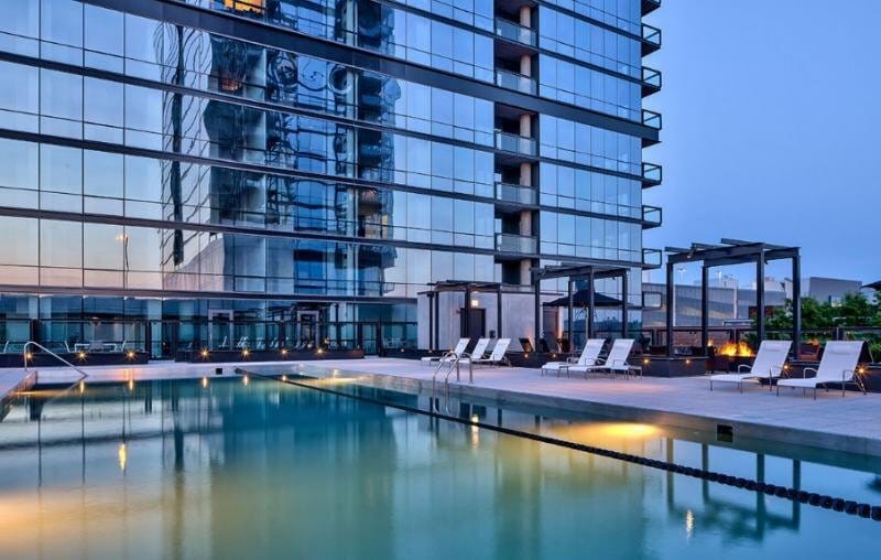 Building Photo - 846 W Blackhawk St