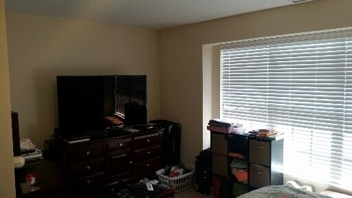 Building Photo - Darling 2br/3.5 townhome in Brier Creek! O...