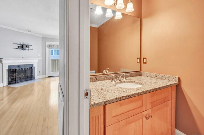 Building Photo - 66 Westview Terrace