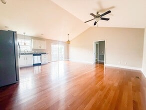 Building Photo - Pet-Friendly One-Level Home with Fenced Yard, Garage & Stainless Steel Appliances