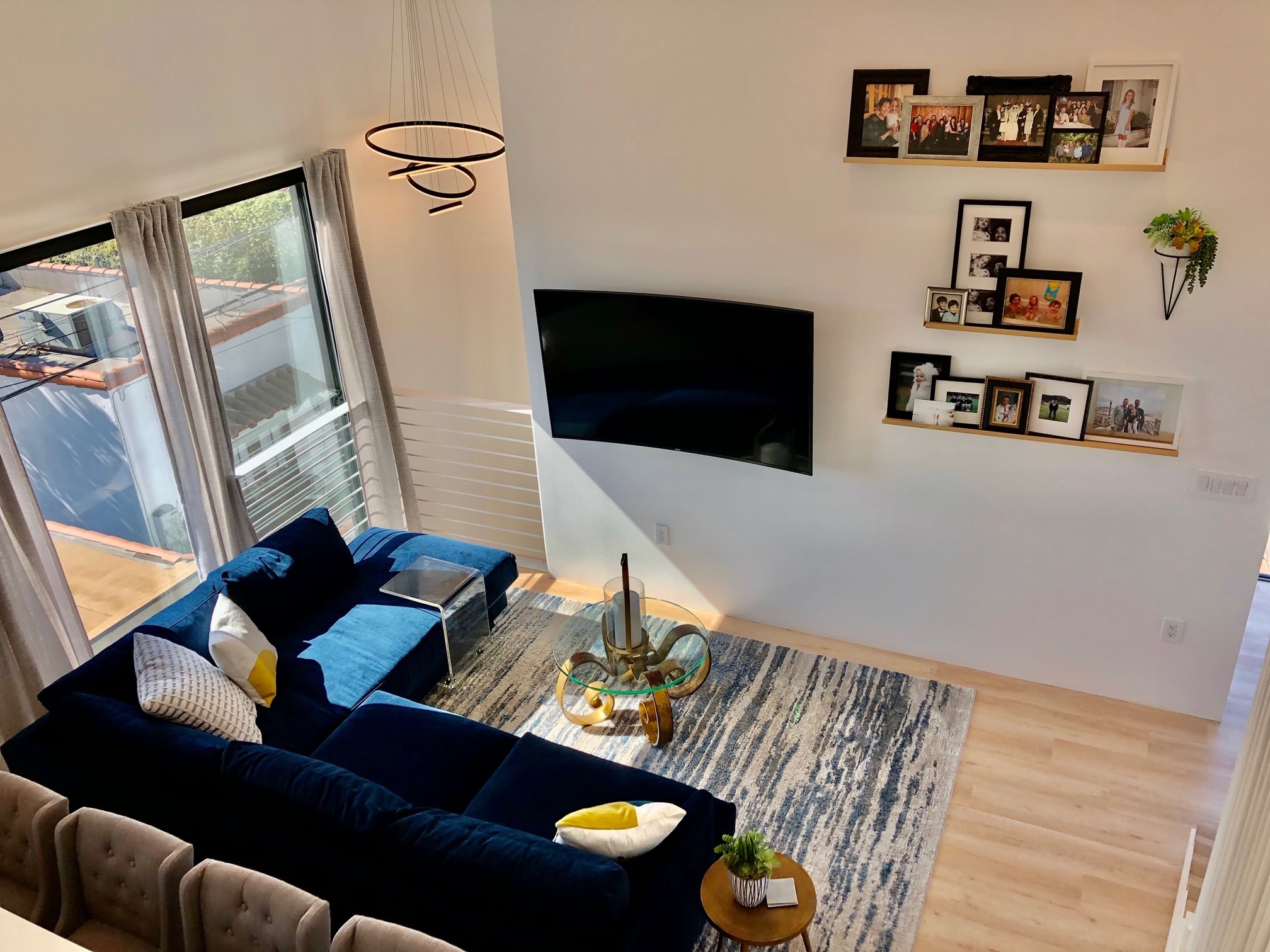 Living room view - 1282 S Cloverdale Ave