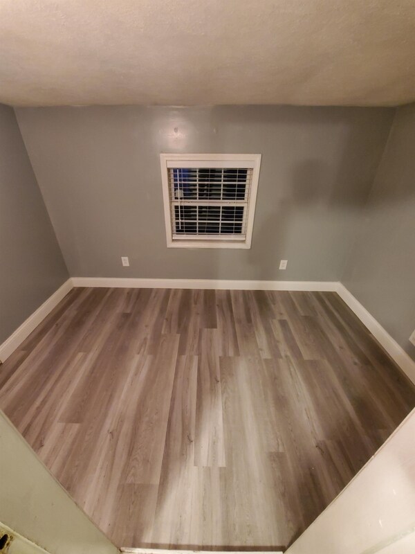 Building Photo - 1192 E 66 St