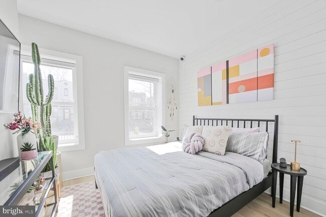 Building Photo - 1144 Owen Pl NE