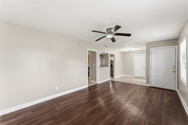 Building Photo - 4814 Burma Rd