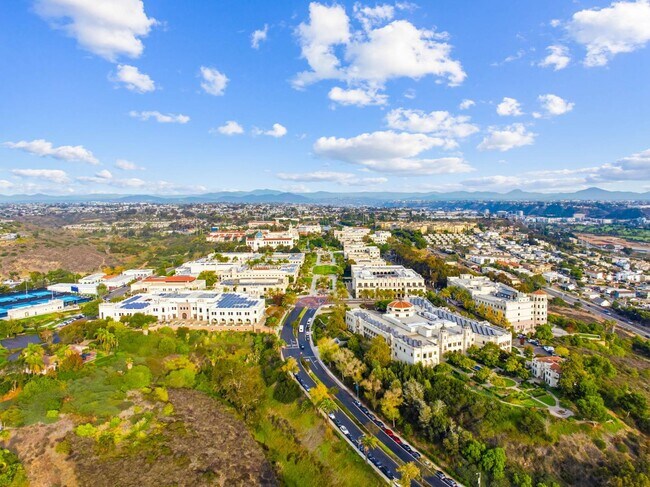 Building Photo - 5051 Savannah St