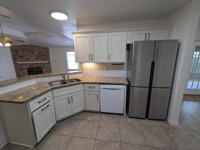 Building Photo - 509 Rush Park Cir