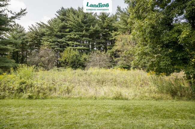 Building Photo - 5761 Fenimore Trail Dr W