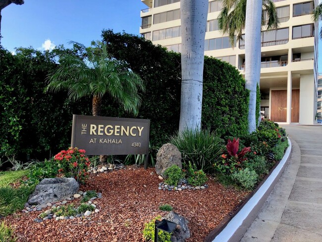 Building Photo - 3BR/2BA/1PK - Regency at Kahala